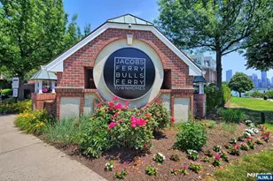 263 Halfmoon Ct, West New York, NJ 07093 - Photo 16