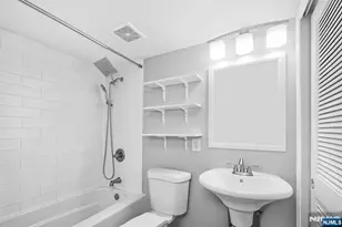 263 Halfmoon Ct, West New York, NJ 07093 - Photo 12