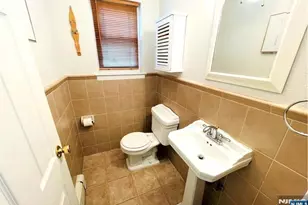 34 Wharfside Dr 210, Monmouth Beach, NJ 07750 - Photo 12