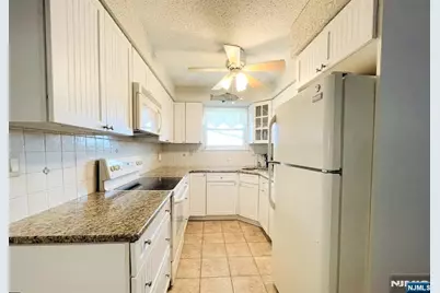34 Wharfside Drive, Monmouth Beach, NJ 07750 - Photo 8