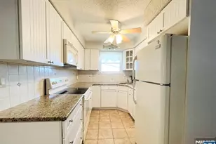 34 Wharfside Dr 210, Monmouth Beach, NJ 07750 - Photo 8