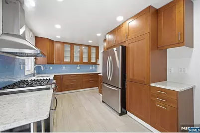 243 Woodland Avenue, River Edge, NJ 07661 - Photo 8