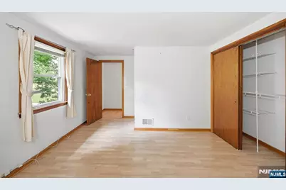 243 Woodland Avenue, River Edge, NJ 07661 - Photo 18