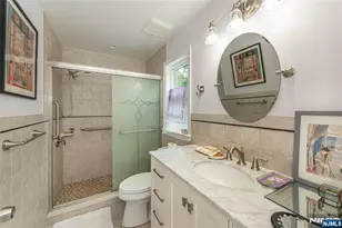 253 Merrison St, Teaneck Township, NJ 07666 - Photo 12