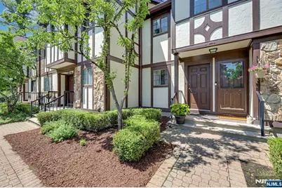 505 Mark Twain Way, Mahwah, NJ 07430 - Photo 1