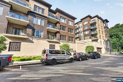 100 Eton Row 302 #302, Weehawken, NJ 07086 - Photo 32