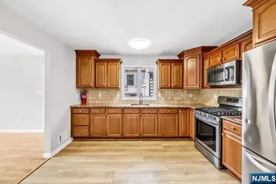 181 Chestnut Street 1 #1, Garfield, NJ 07026 - Photo 4
