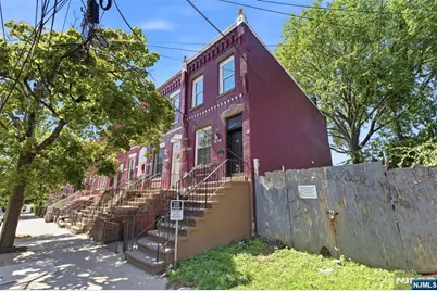 85 Union Street 2nd Floor #2nd Floor, Jersey City, NJ 07304 - Photo 16