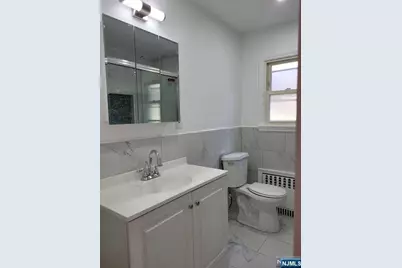 224 11th Street 2 #2, Palisades Park, NJ 07650 - Photo 10