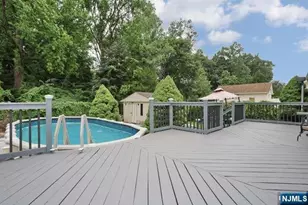 212 Washington Ave, Elmwood Park, NJ 07407 - Photo 20