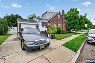 105 Baldwin Pl, Bloomfield, NJ 07003 - Photo 22