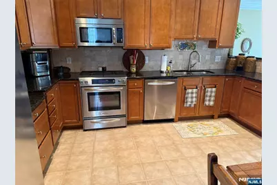 1118 Warrens, Wanaque, NJ 07465 - Photo 10