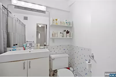 2100 Linwood Avenue 20N #20N, Fort Lee, NJ 07024 - Photo 6
