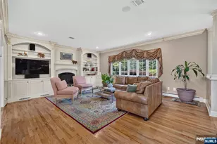 33 Crestwood Dr, Glen Rock, NJ 07452 - Photo 6