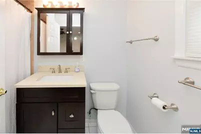 45 Royal Avenue 49 #49, Hawthorne, NJ 07506 - Photo 10