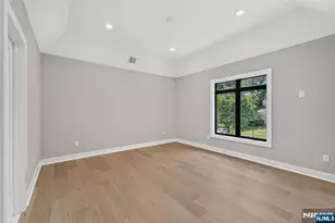 27 Crestwood Dr, Glen Rock, NJ 07452 - Photo 32