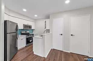 88 Blvd 304, Passaic, NJ 07055 - Photo 6
