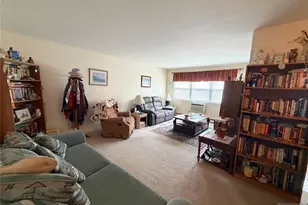 100 Pierson Miller Dr D41, Pompton Lakes, NJ 07442 - Photo 2