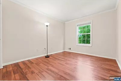 50 Pine Street C60I2 #C60I2, Montclair, NJ 07042 - Photo 12