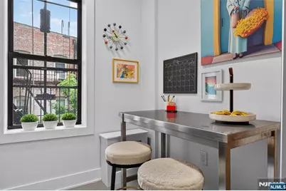 107 Kensington Avenue 302 #302, Jersey City, NJ 07304 - Photo 8
