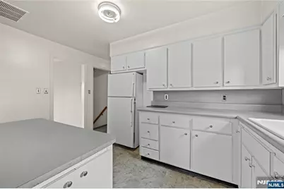 7 Freeman Place, Nutley, NJ 07110 - Photo 26