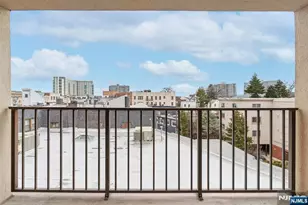 610 Anderson Ave 2E, Cliffside Park, NJ 07010 - Photo 22