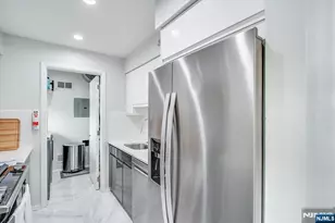 825 Riverside B202, Lyndhurst Township, NJ 07071 - Photo 10