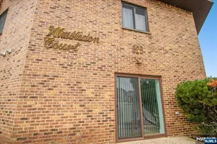 825 Riverside B202, Lyndhurst Township, NJ 07071 - Photo 22