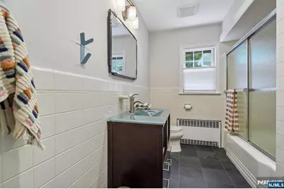 70 Kingwood Drive, Little Falls Township, NJ 07424 - Photo 24
