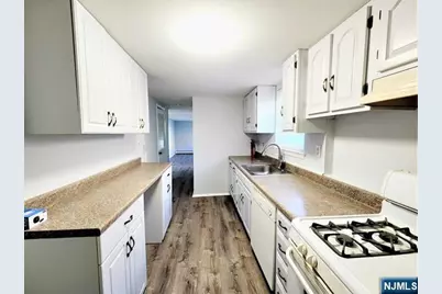 12 Prospect 1st Fl #1ST FL, Palisades Park, NJ 07650 - Photo 6