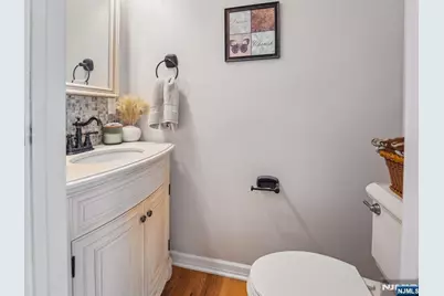 233 Park Avenue, Allendale, NJ 07401 - Photo 18