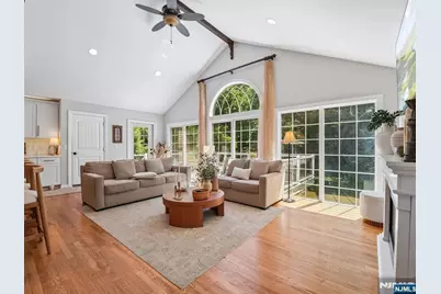 233 Park Avenue, Allendale, NJ 07401 - Photo 16
