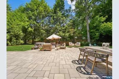 233 Park Avenue, Allendale, NJ 07401 - Photo 36