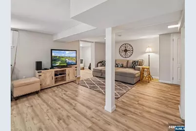 233 Park Avenue, Allendale, NJ 07401 - Photo 28