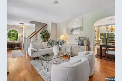233 Park Avenue, Allendale, NJ 07401 - Photo 6