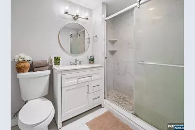 233 Park Avenue, Allendale, NJ 07401 - Photo 26