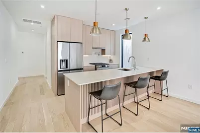 114 69th 1 #1, Guttenberg, NJ 07093 - Photo 4