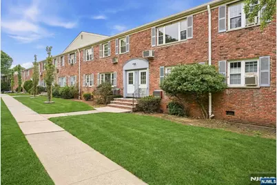 16 Wedgewood Drive 24 #24, Verona, NJ 07044 - Photo 2