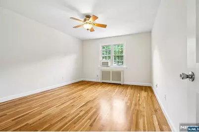 16 Wedgewood Drive 24 #24, Verona, NJ 07044 - Photo 10
