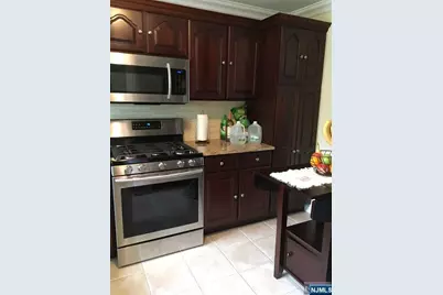 53 Somerville Street, Rochelle Park Township, NJ 07662 - Photo 12
