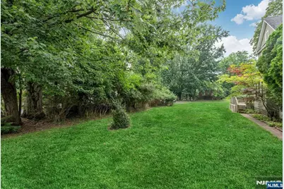 7 Hardenburgh Avenue, Demarest, NJ 07627 - Photo 6