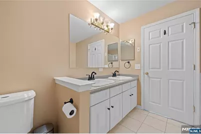 214 Riverwalk Way L125 #L125, Clifton, NJ 07014 - Photo 16