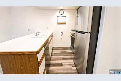 55 Clinton Place 304 #304, Hackensack, NJ 07601 - Photo 4