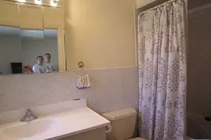 2044 Ellery Ave, Fort Lee, NJ 07024 - Photo 12