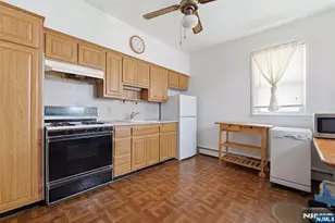 598 Van Houten Ave, Clifton, NJ 07013 - Photo 4