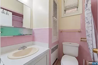 598 Van Houten Avenue, Clifton, NJ 07013 - Photo 18