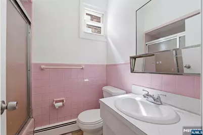 598 Van Houten Avenue, Clifton, NJ 07013 - Photo 14