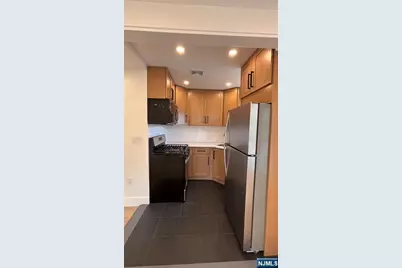266 Tenafly Road, Englewood, NJ 07631 - Photo 2