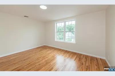 24 Van Pelt, Little Falls Township, NJ 07424 - Photo 18