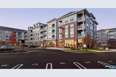 100 Eisenhower Parkway B1 #B1, Livingston, NJ 07039 - Photo 36